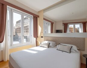 Day room at AH – Fashion District.