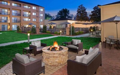 Outdoor fire pit at Sonesta Select Raleigh Durham Airport Morrisville.