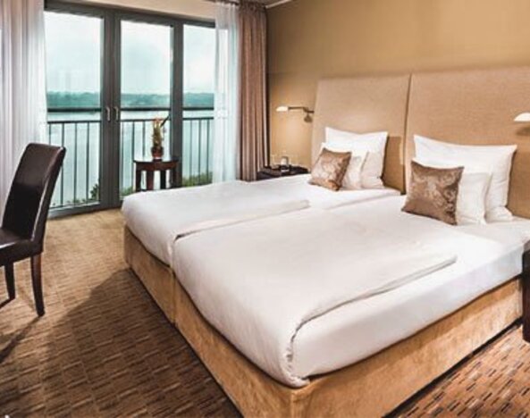 Elaya hotel hamburg finkenwerder