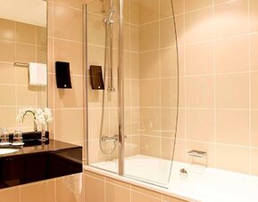 Elaya hotel hamburg finkenwerder