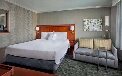 Day use room at Sonesta Select Tinton Falls Eatontown.