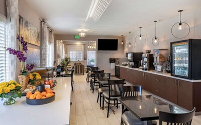 Breakfast available at Best Western Country Inn Temecula.
