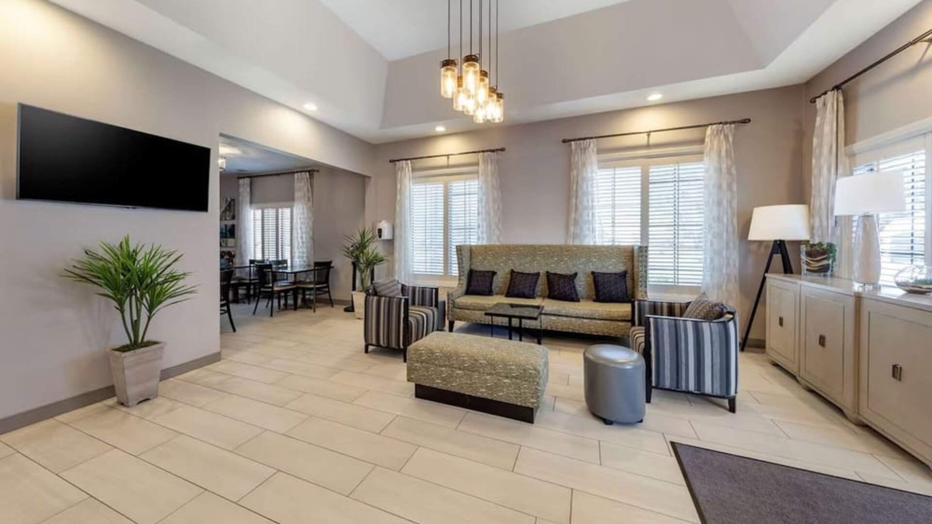 Lobby seating at Best Western Country Inn Temecula.
