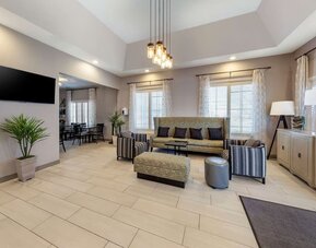 Lobby seating at Best Western Country Inn Temecula.
