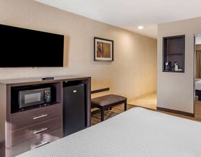 Day use room at Best Western Country Inn Temecula.
