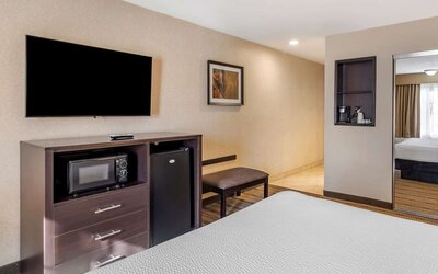 Day use room at Best Western Country Inn Temecula.
