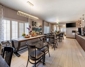 Dining room at Best Western Country Inn Temecula.
