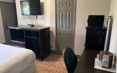 Day use room at Stadium View Inn.