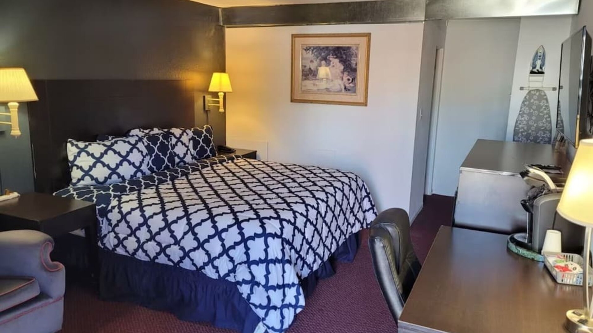 Day use room at Coratel Inn & Suites By Jasper Hutchinson.