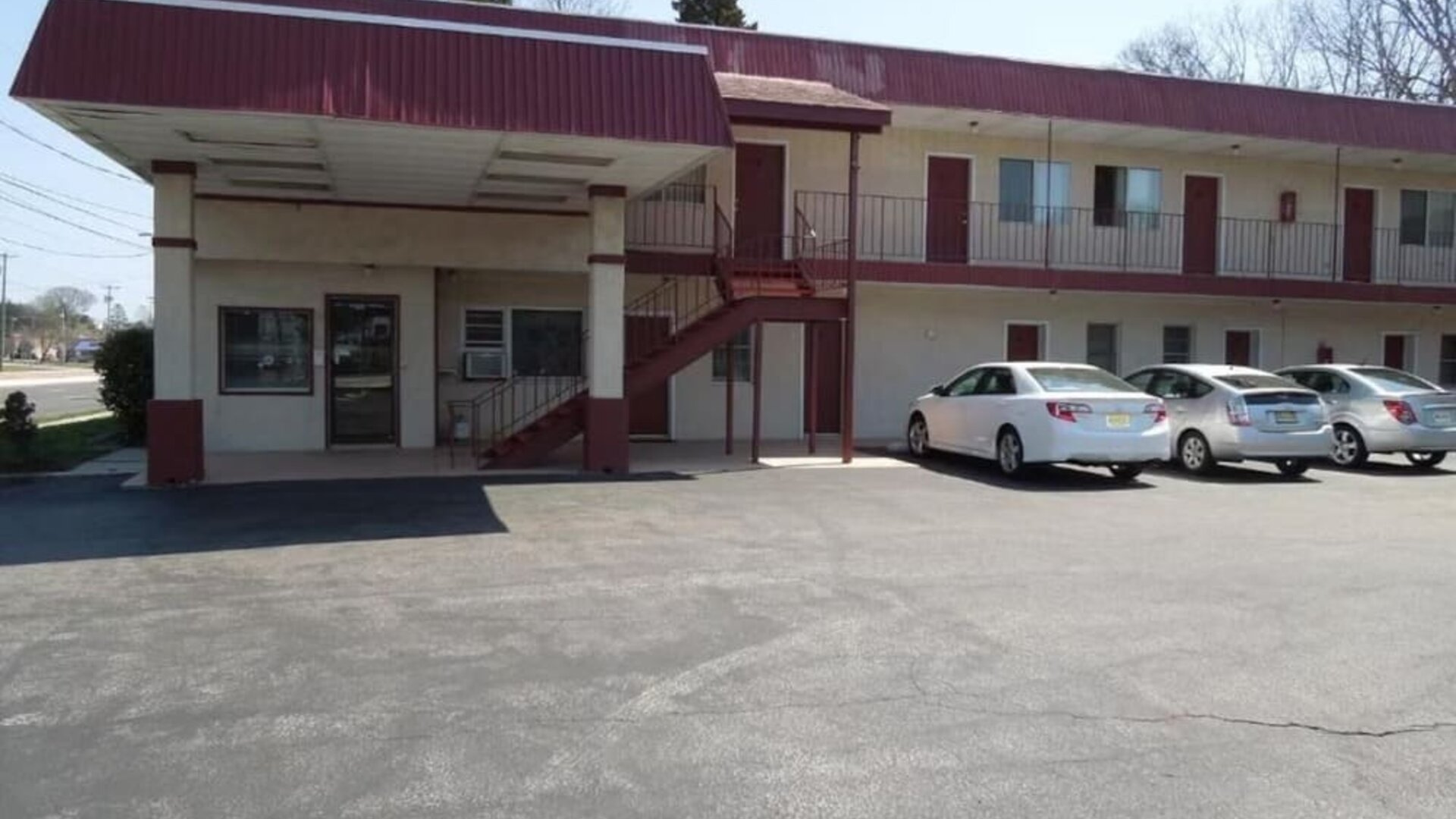 Parking available at Starlite Motor Inn Absecon.