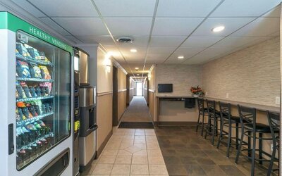 Snack bar at Quality Inn & Suites Vernon.