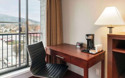 Work desk at Quality Inn & Suites Vernon.