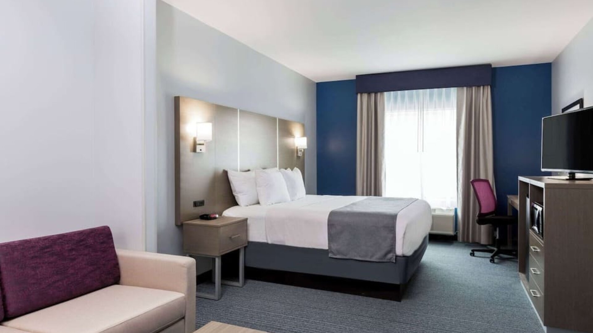 Day use room at Days Inn & Suites By Wyndham Houston NW Cypress.