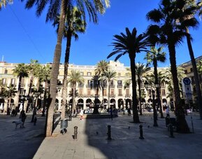 Local land marks at Hotel Moderno Barcelona.