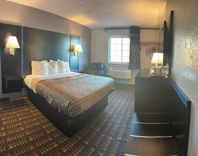 Day use room at Coratel Inn And Suites By Jasper Stillwater.