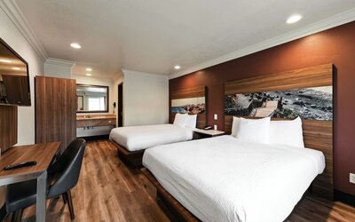 Day use room at Hyland Inn Near Legoland.