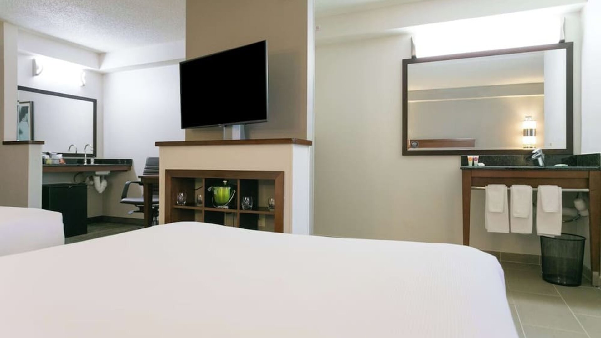 Day use room at Hyatt Place Nashville/Franklin/Cool Springs.