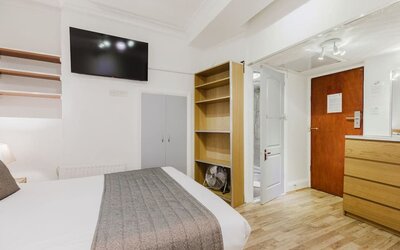 Day use room at The Chapter Hotels - Falcon Hotel.