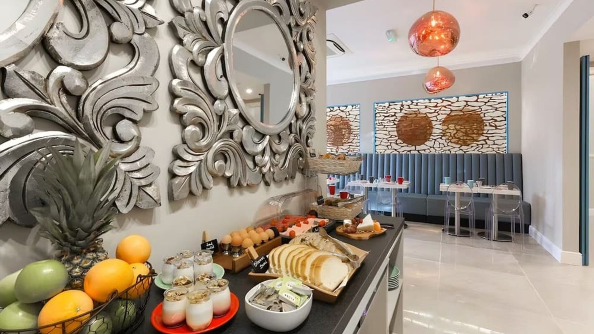 Breakfast available at The Chapter Hotels - London Hyde Park.