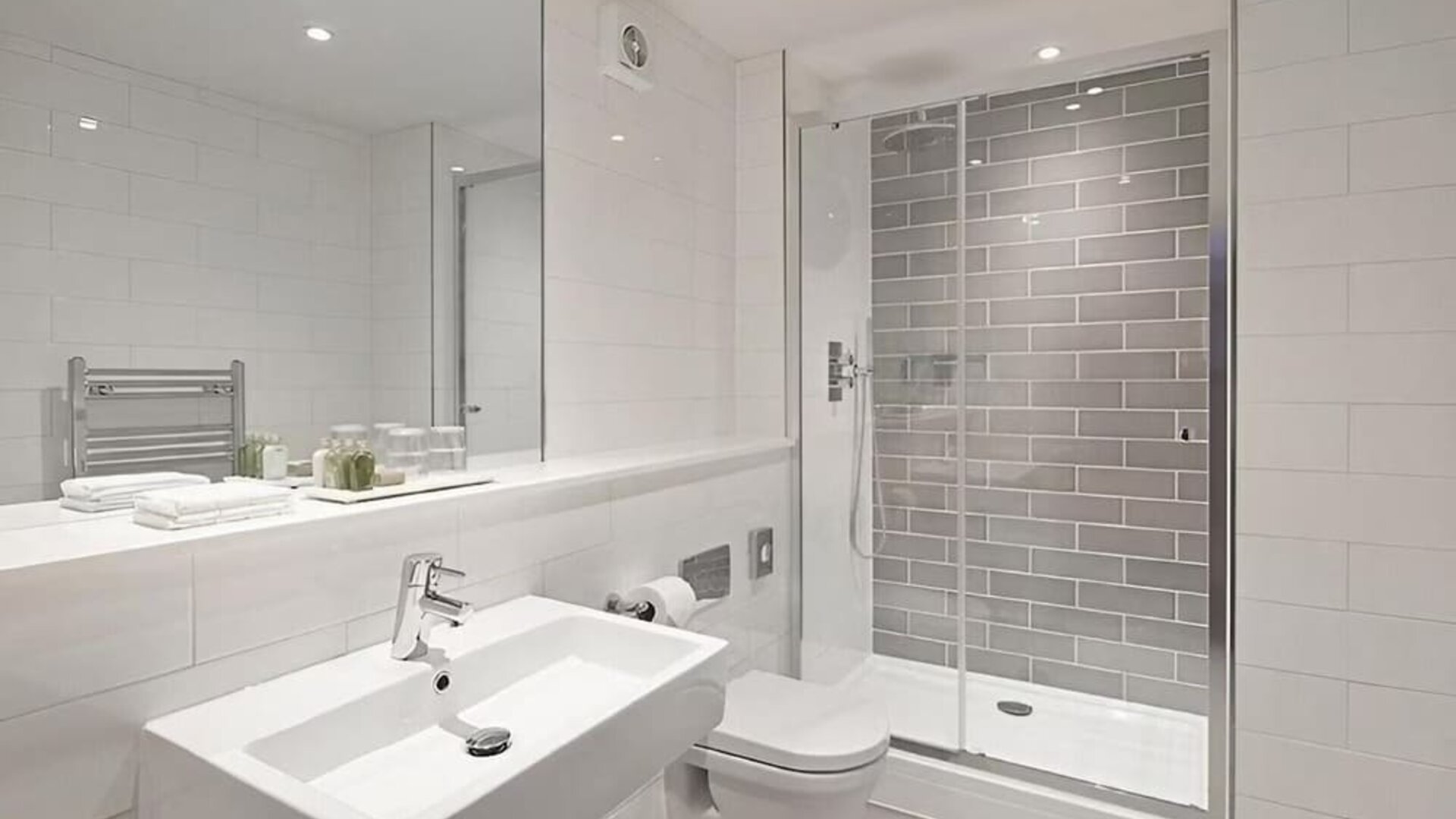 Guest bathroom at The Chapter Lancaster Gate.