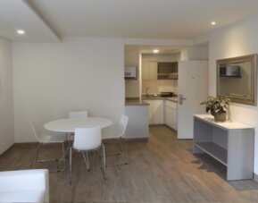 Park V Hotel & Suites