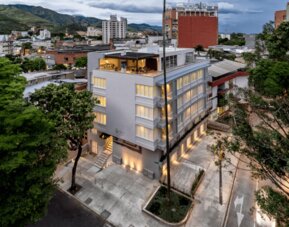 Park V Hotel & Suites