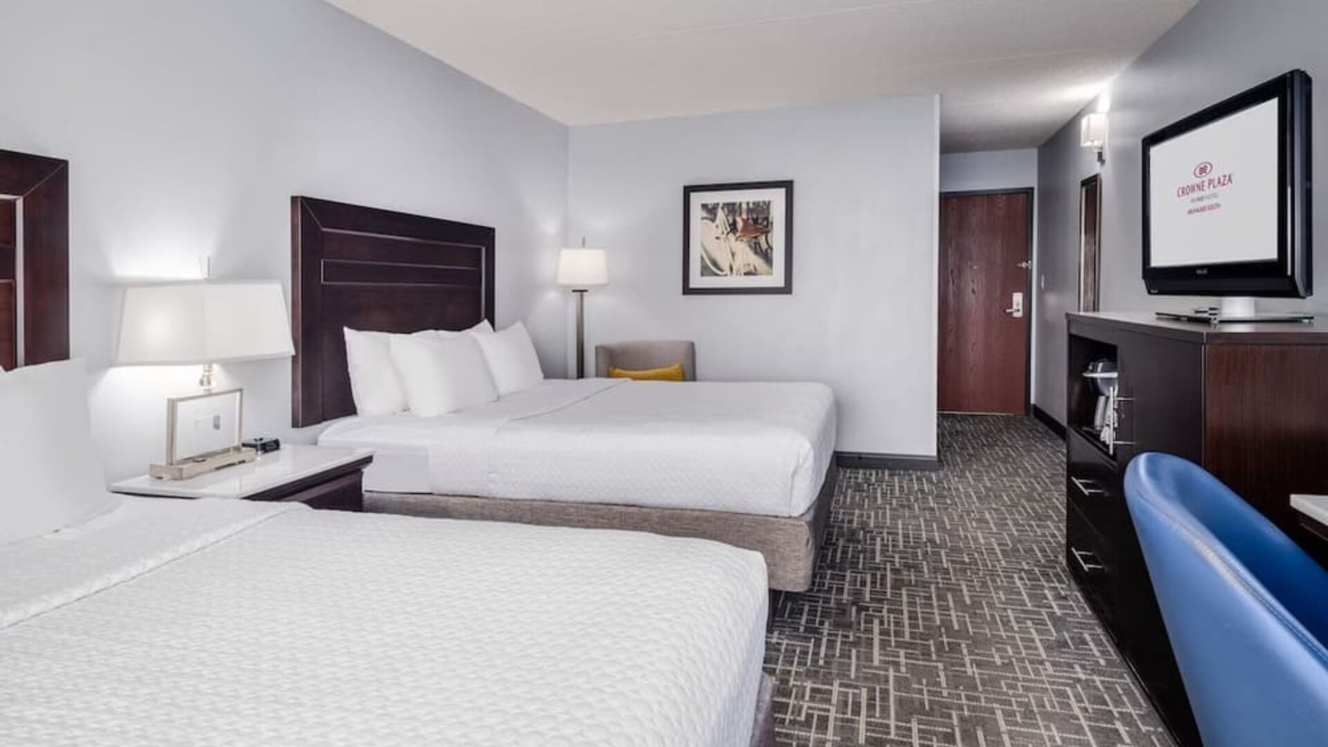Day use room at Crowne Plaza Milwaukee Airport By IHG.