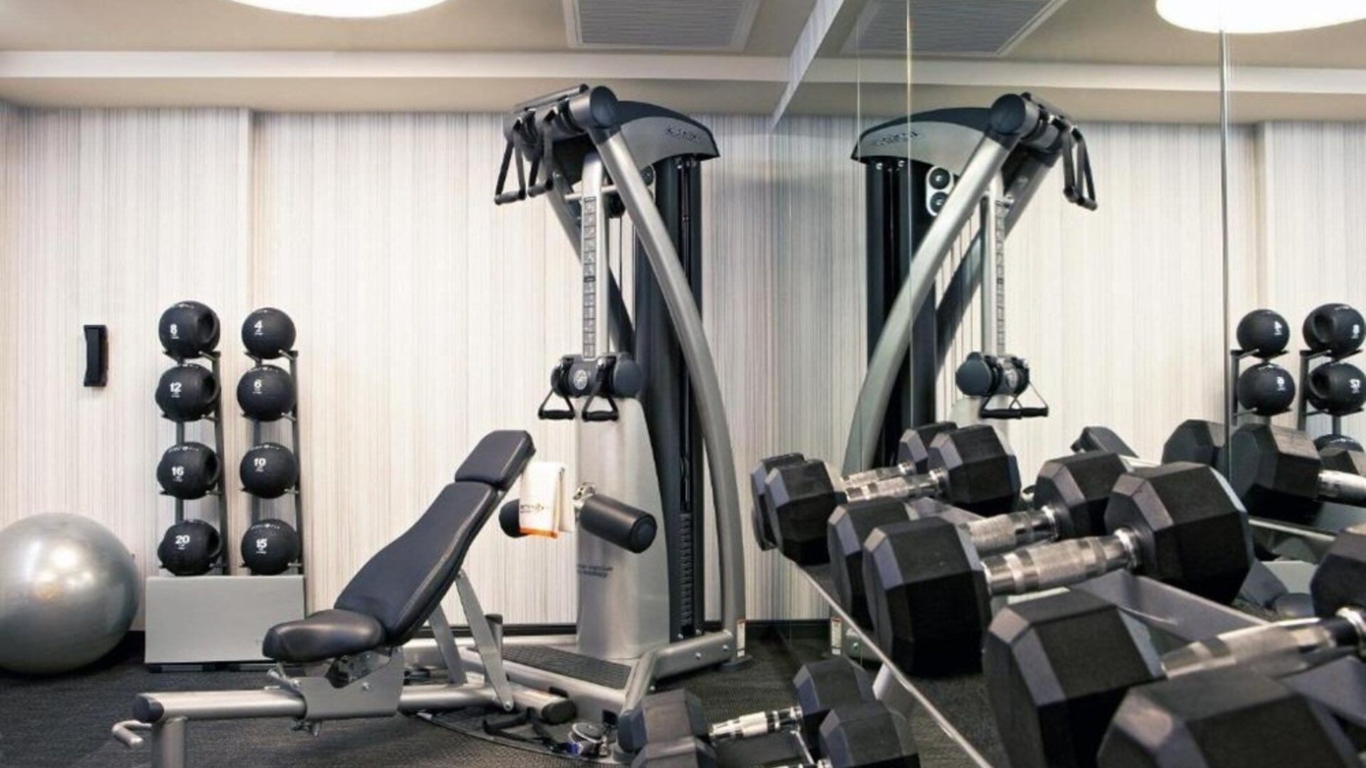 Well equipped fitness center at Hotel 48LEX New York.
