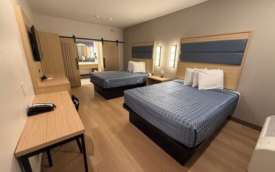 Day use room at Palace Inn Blue 290 W 43rd & Bingle Rd.