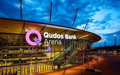 Landmark at Motel 10.