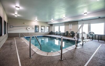 Indoor pool at Quality Inn & Suites Mendota Near I-39.
