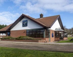 Exterior at Dragonfly Hotel Colchester - Surya Hotels.