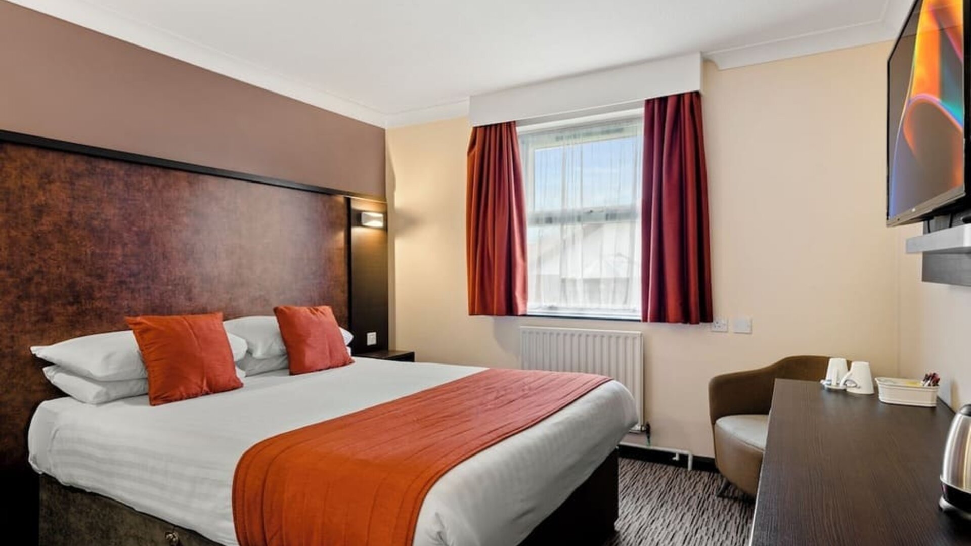 Day room at Dragonfly Hotel Bury St Edmunds.