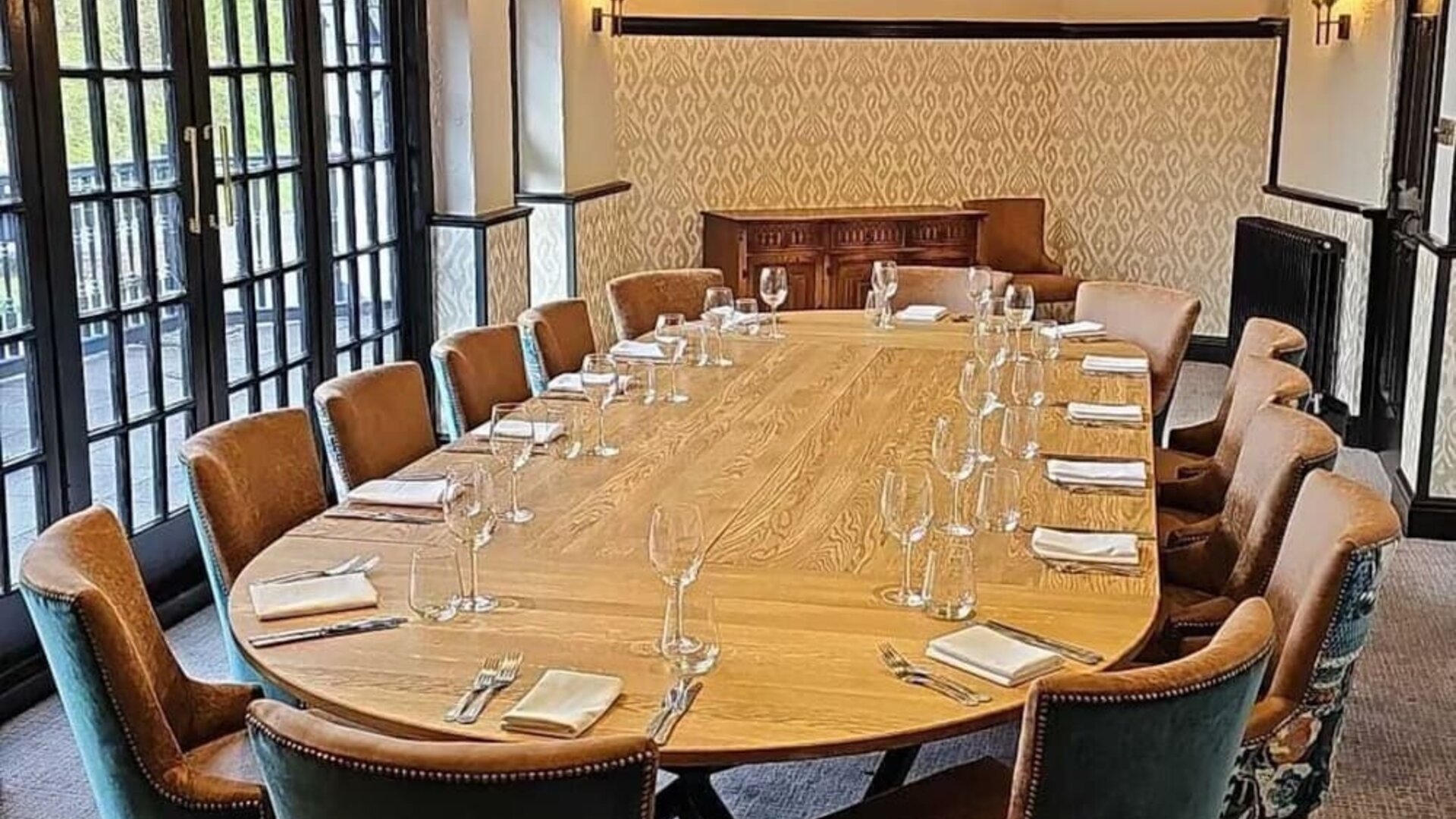 Meeting room at Thatcher's Hotel - Surya Hotels.