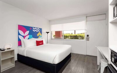 Day use room at Developer Inn Downtown Orlando.