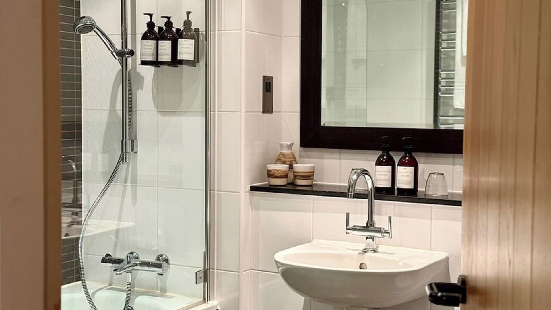 Bathroom at The Ridings, part of Theobalds Estate.