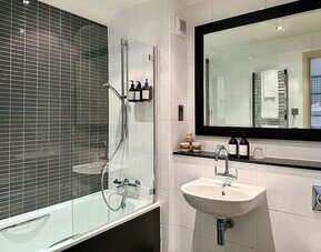 Bathroom at The Ridings, part of Theobalds Estate.