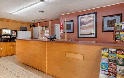 Reception at Econo Lodge Charlottesville North - University Area.