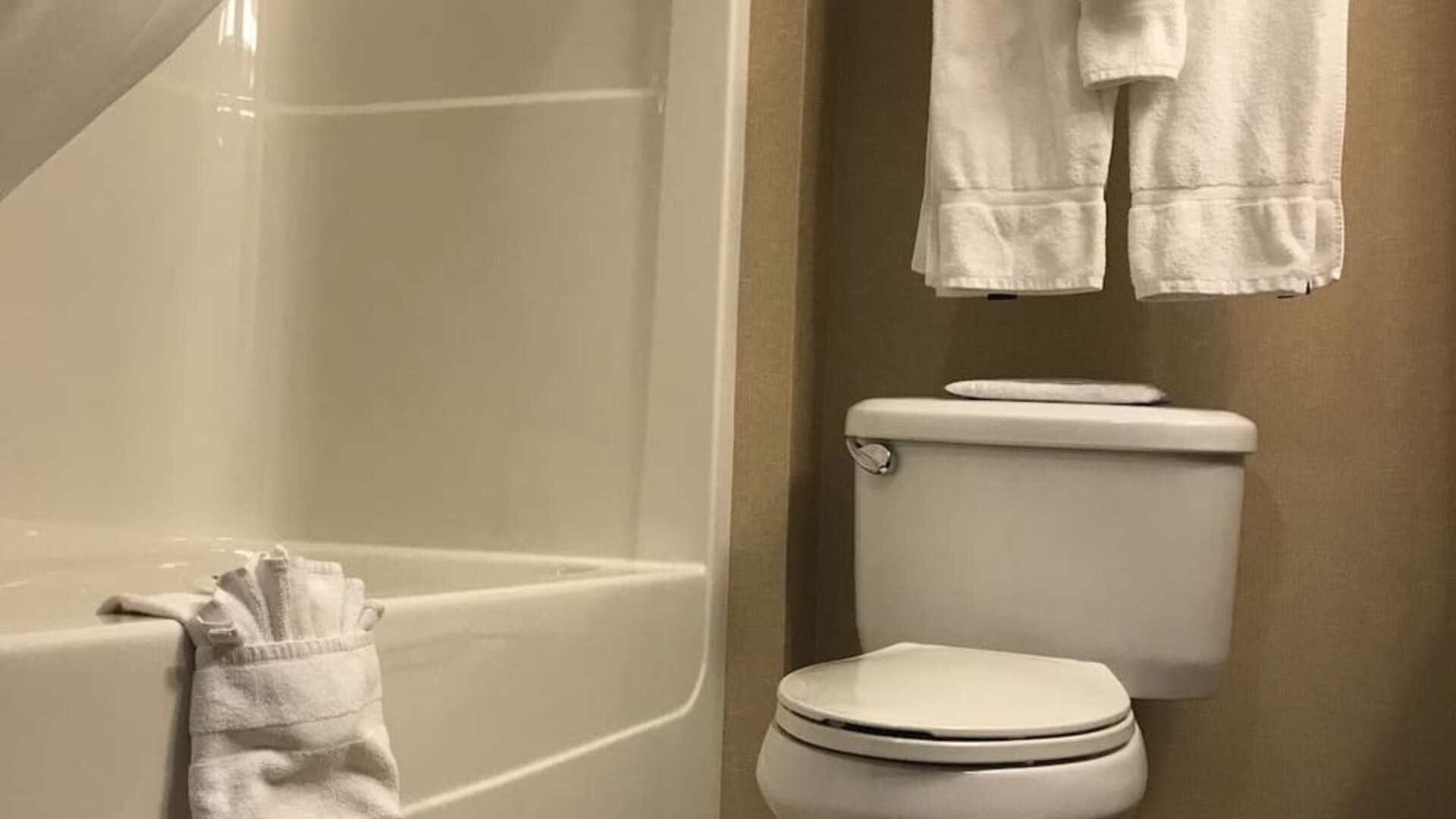 Bathroom at Comfort Inn & Suites Airdrie.