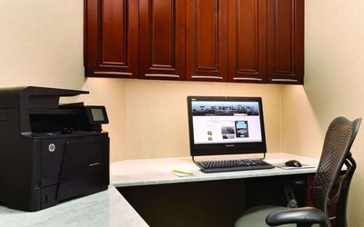 Business center at Hilton Garden Inn Niagara-on-the-Lake.