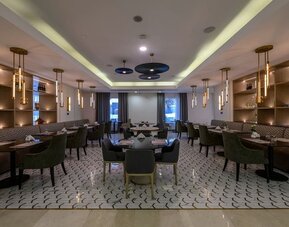 Dining area at DoubleTree By Hilton Jeddah Al Andalus Mall.