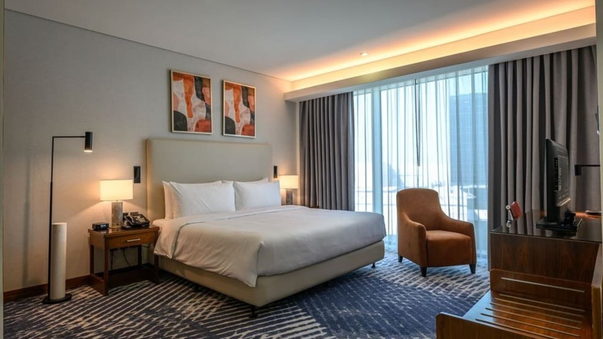 Day room at DoubleTree By Hilton Jeddah Al Andalus Mall.