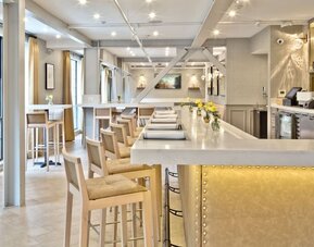 Hotel bar at The Inn At Saratoga, Tapestry Collection By Hilton.
