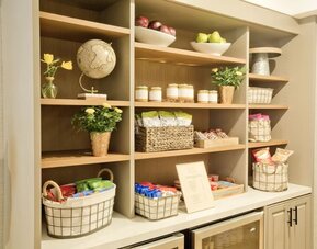 Snack bar at The Inn At Saratoga, Tapestry Collection By Hilton.
