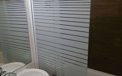 Bathroom at EUROHOTEL Airport Orly Rungis.