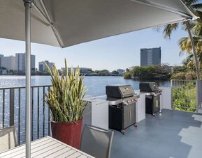 Exterior at Homewood Suites By Hilton Miami Airport-Blue Lagoon.