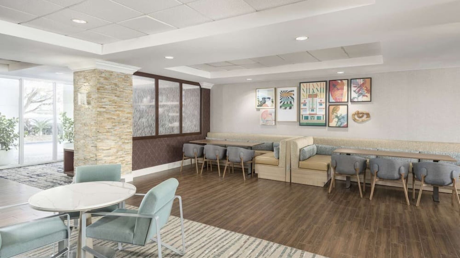 Lobby at Homewood Suites By Hilton Miami Airport-Blue Lagoon.
