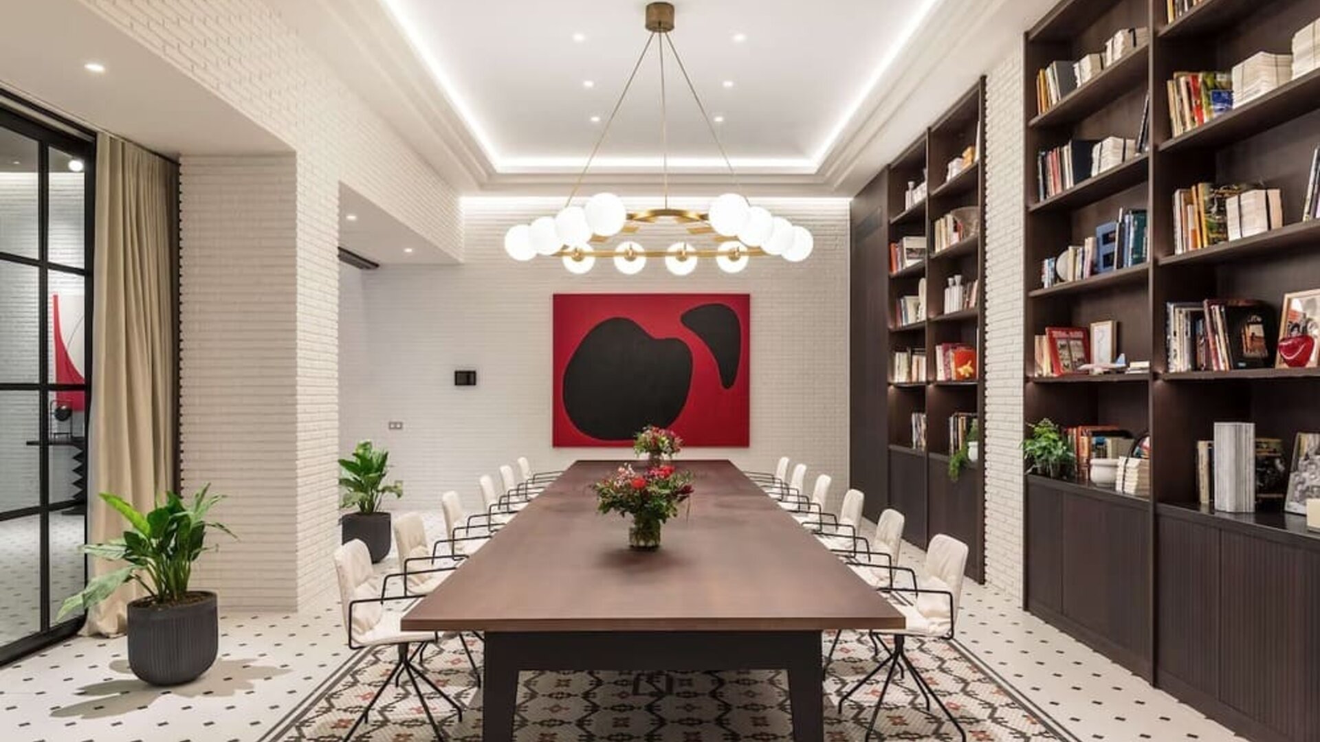 Meeting room at Canopy By Hilton Madrid Castellana.