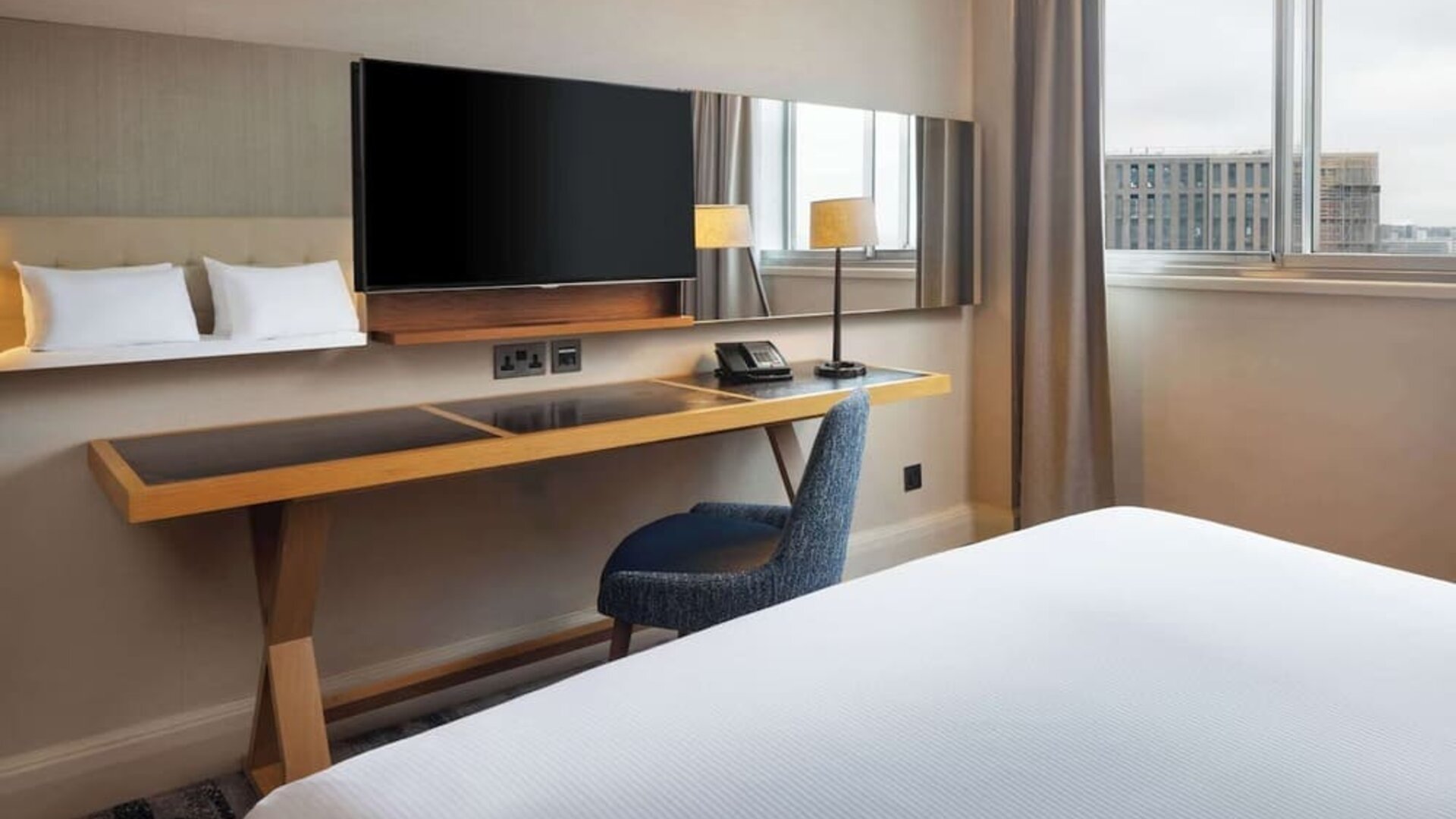 Day room at Hilton Leeds City.