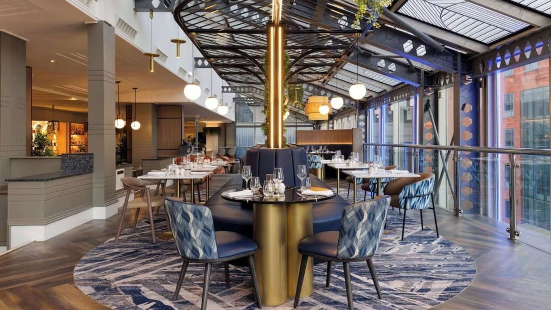 Dining area at Hilton Leeds City.